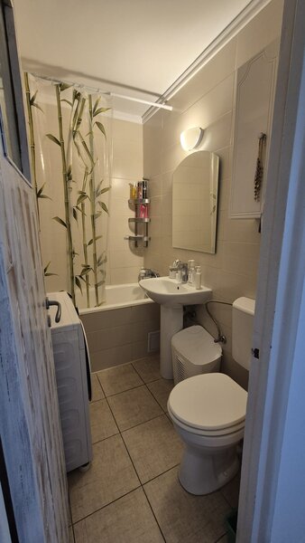 Sector 3 Apartament 2 camere str Capitan Nicolae Licaret, 1